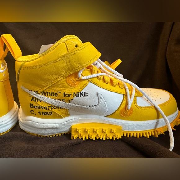 New Nike Air Force 1 Mid SP LTHR ‘Off-White /Varsity Maize’ Men’s Size 9 - Picture 5 of 16